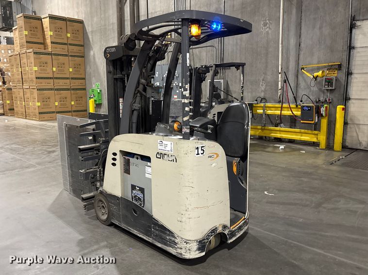 image for item EF1190 2018 Crown RC5545-40 forklift