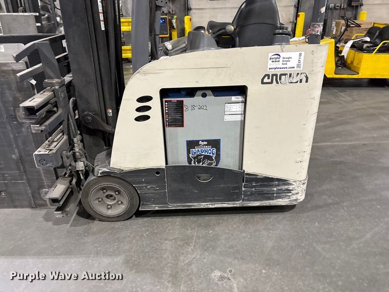 image for item EF1190 2018 Crown RC5545-40 forklift