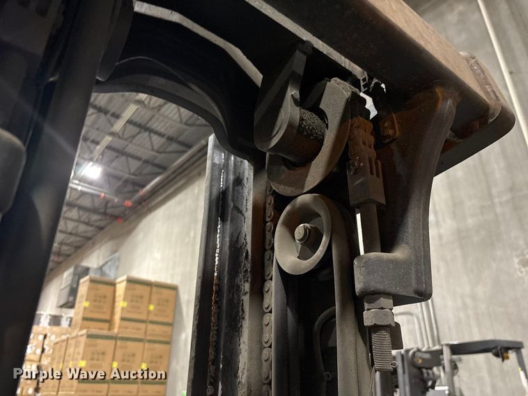 image for item EF1190 2018 Crown RC5545-40 forklift