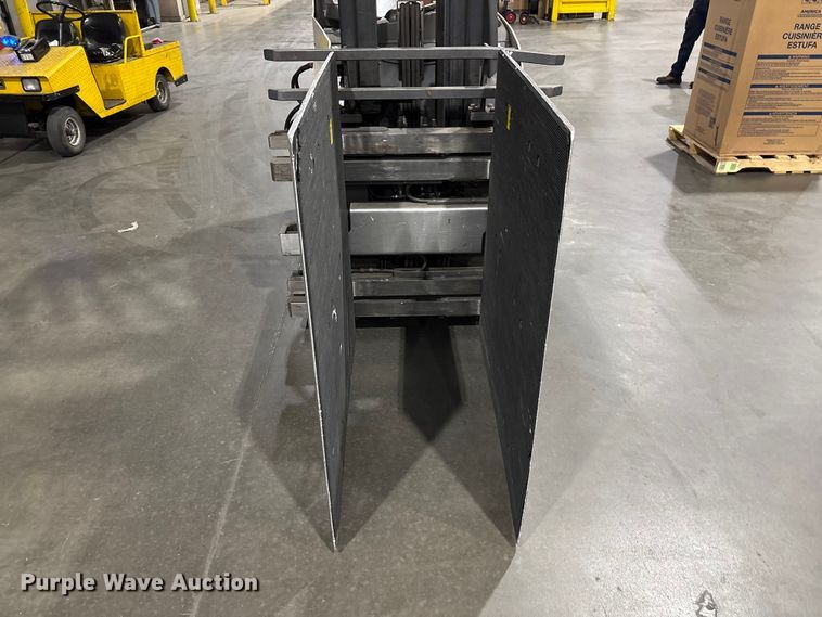 image for item EF1190 2018 Crown RC5545-40 forklift