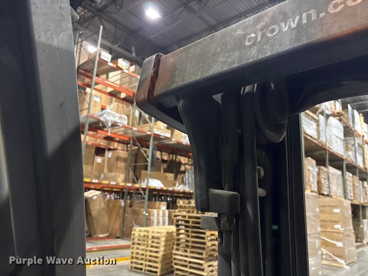 image for item EF1190 2018 Crown RC5545-40 forklift