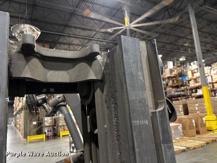 image for item EF1191 2017 Crown RC5545-40 forklift