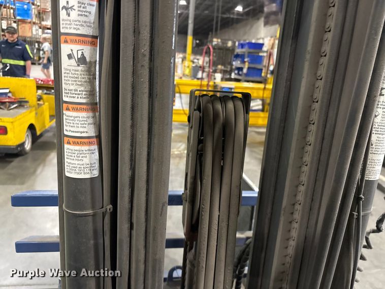 image for item EF1192 2017 Crown RC5545-40 forklift