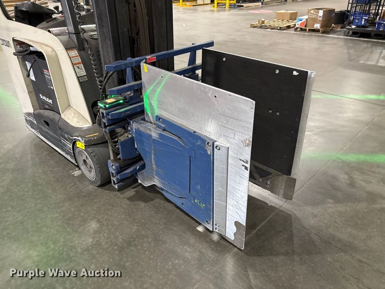 image for item EF1192 2017 Crown RC5545-40 forklift