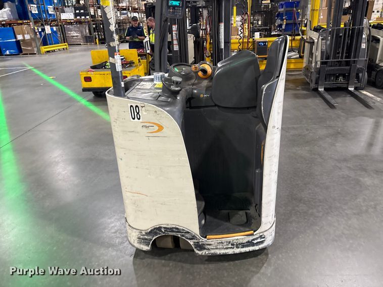 image for item EF1192 2017 Crown RC5545-40 forklift