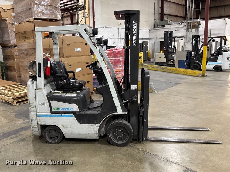 image for item EF1193 2016 UniCarriers CFS40 forklift
