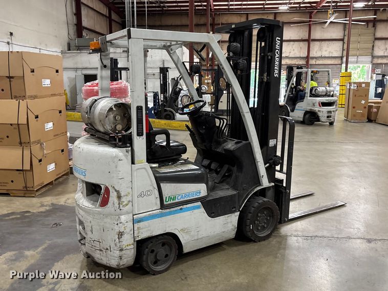 image for item EF1193 2016 UniCarriers CFS40 forklift