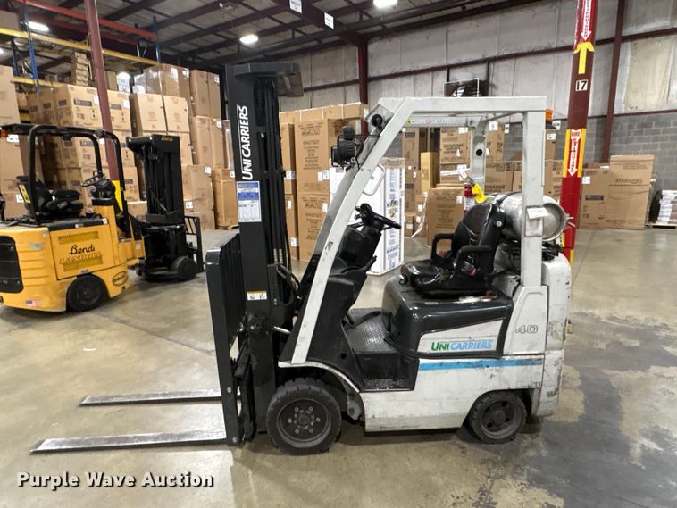 image for item EF1193 2016 UniCarriers CFS40 forklift
