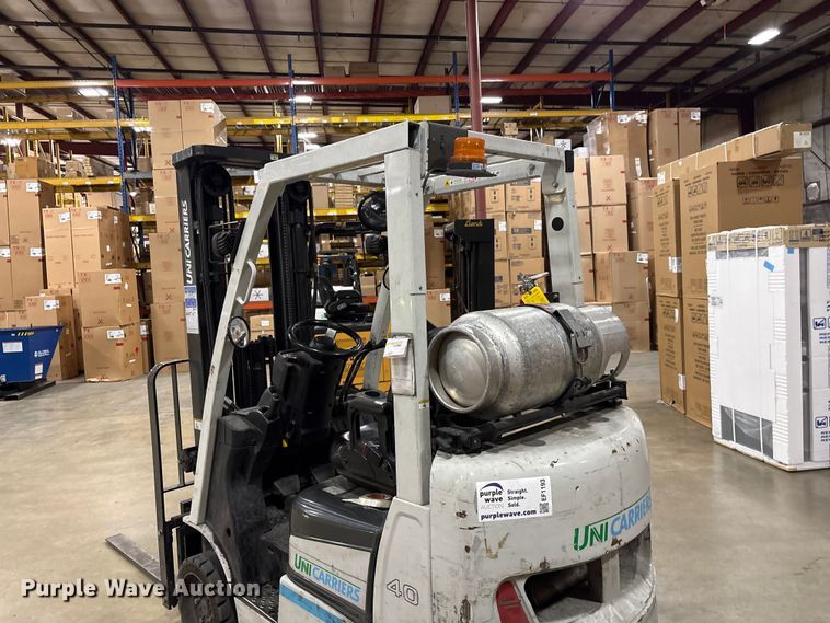 image for item EF1193 2016 UniCarriers CFS40 forklift