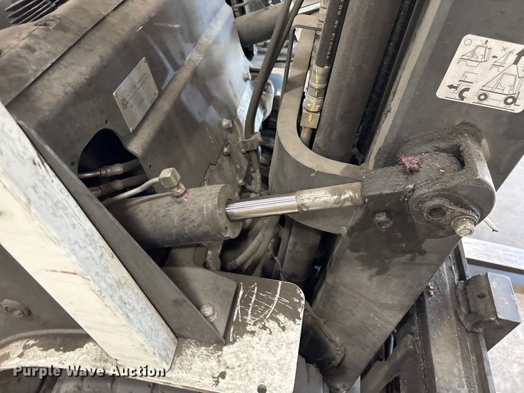 image for item EF1194 2016 UniCarriers PF50 forklift