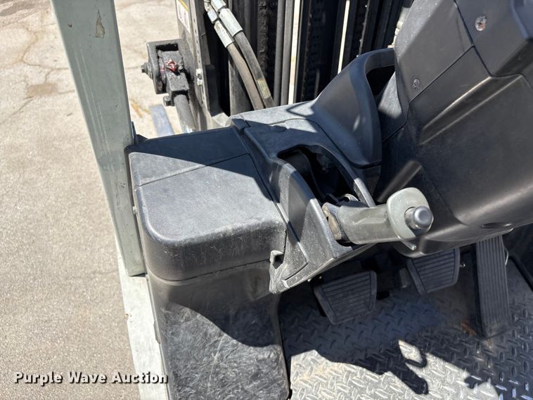 image for item EF1195 2017 UniCarriers PF50 forklift