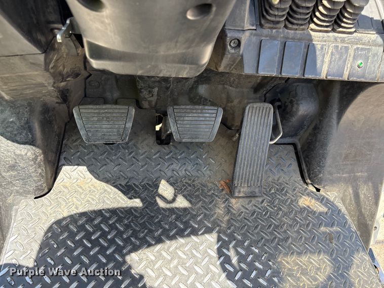 image for item EF1195 2017 UniCarriers PF50 forklift