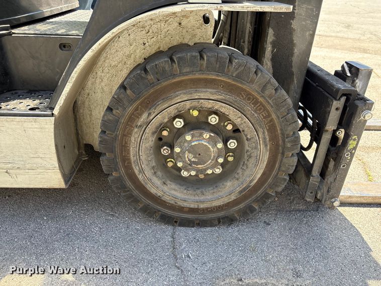 image for item EF1195 2017 UniCarriers PF50 forklift