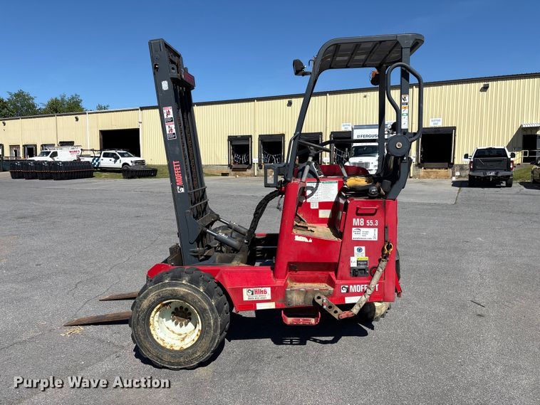 image for item EF1196 2016 Moffett M85502 forklift