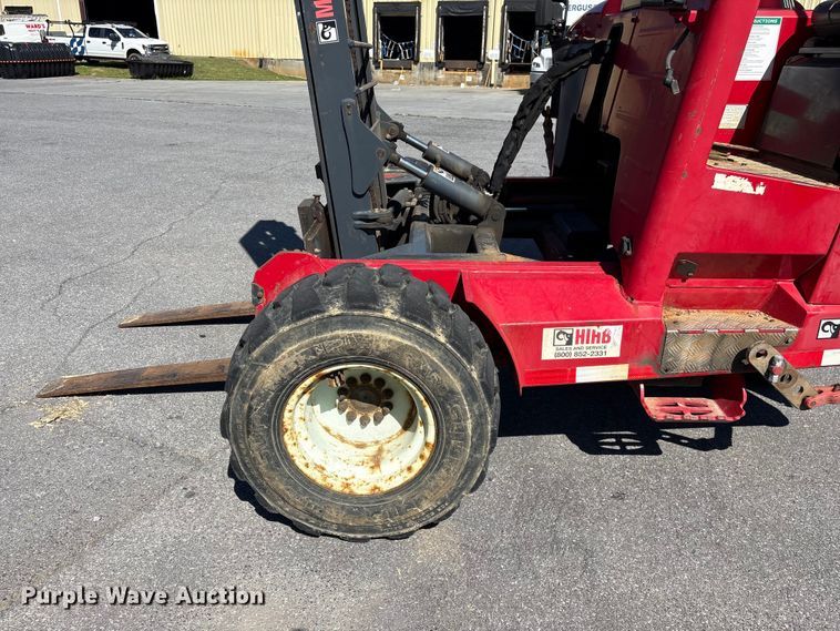 image for item EF1196 2016 Moffett M85502 forklift