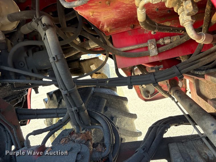 image for item EF1196 2016 Moffett M85502 forklift