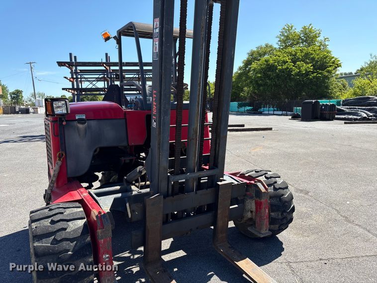 image for item EF1196 2016 Moffett M85502 forklift