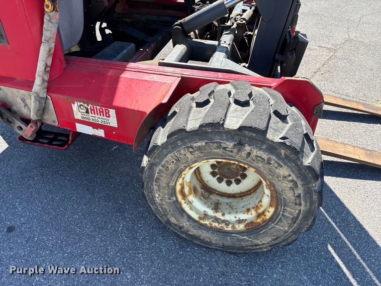 image for item EF1196 2016 Moffett M85502 forklift