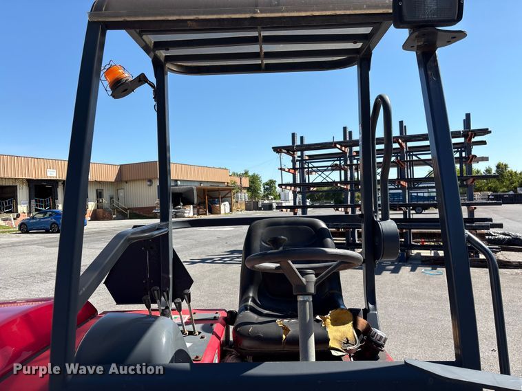 image for item EF1196 2016 Moffett M85502 forklift