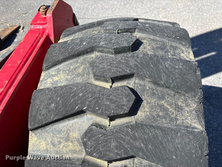 image for item EF1196 2016 Moffett M85502 forklift