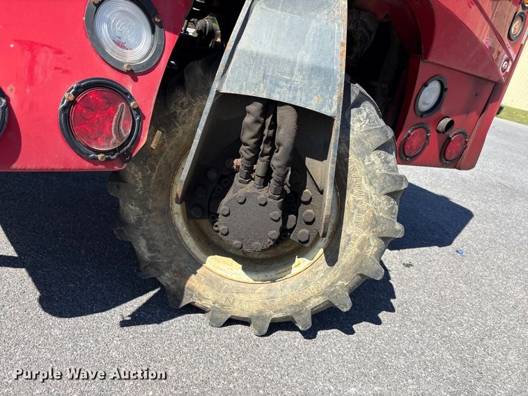 image for item EF1196 2016 Moffett M85502 forklift