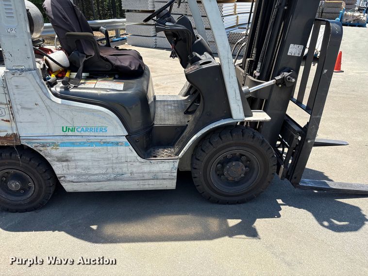 image for item EF1198 2018 UniCarriers PF50 forklift