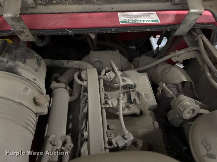 image for item EF1208 2016 Moffett M85501 forklift