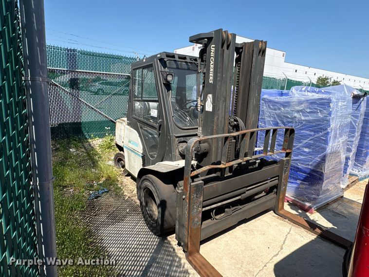 image for item EF1209 2015 Nissan PF110YLP forklift
