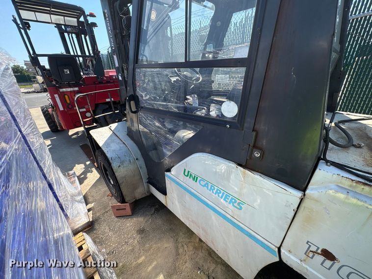 image for item EF1209 2015 Nissan PF110YLP forklift