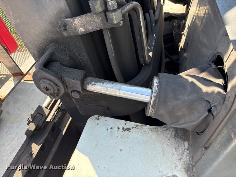 image for item EF1209 2015 Nissan PF110YLP forklift
