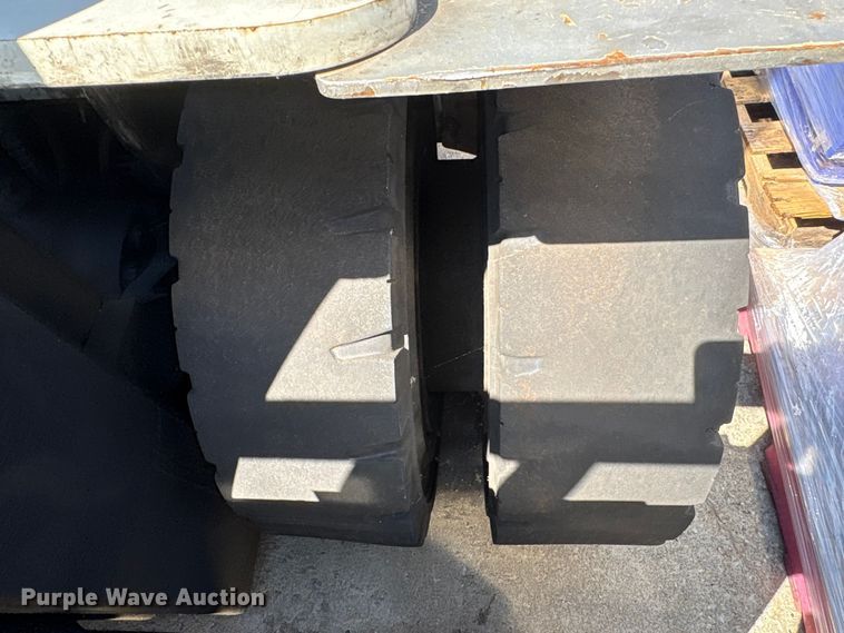 image for item EF1209 2015 Nissan PF110YLP forklift