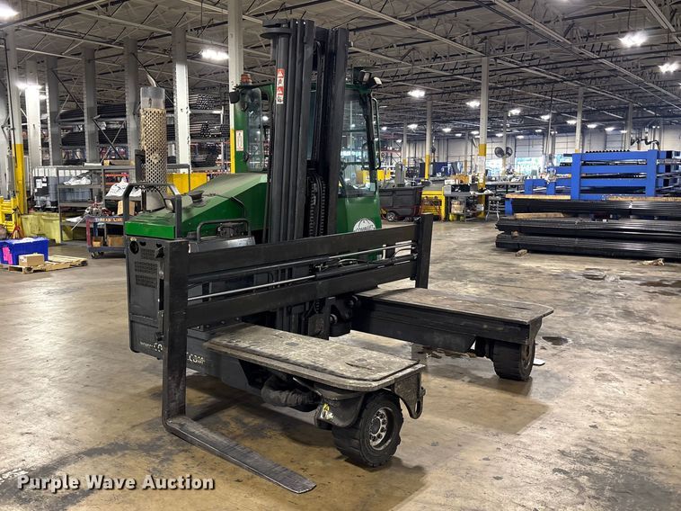 image for item EF1210 2016 CombiLift C8000 forklift