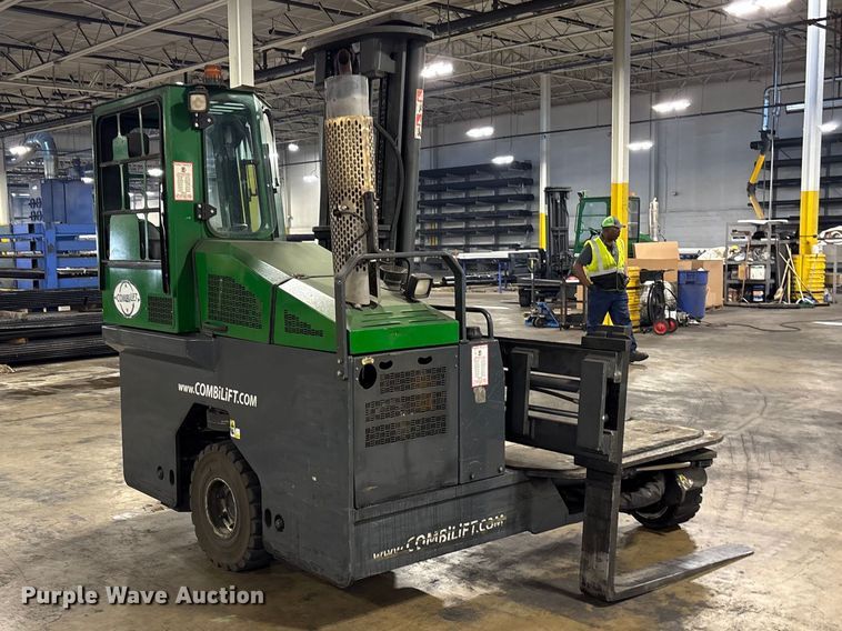 image for item EF1210 2016 CombiLift C8000 forklift