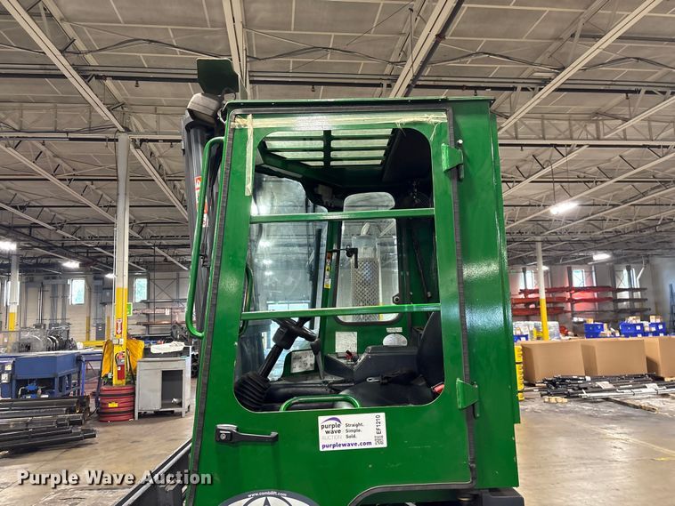 image for item EF1210 2016 CombiLift C8000 forklift