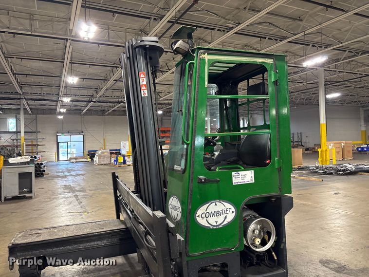 image for item EF1210 2016 CombiLift C8000 forklift