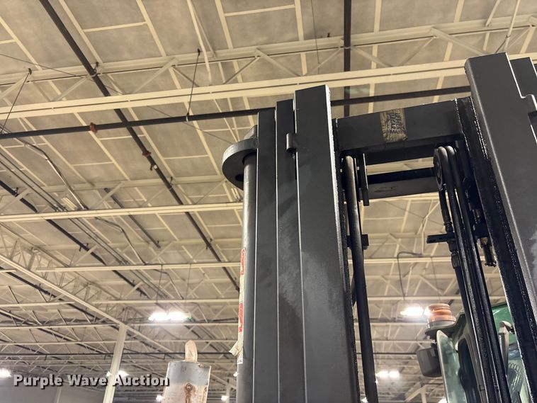 image for item EF1210 2016 CombiLift C8000 forklift