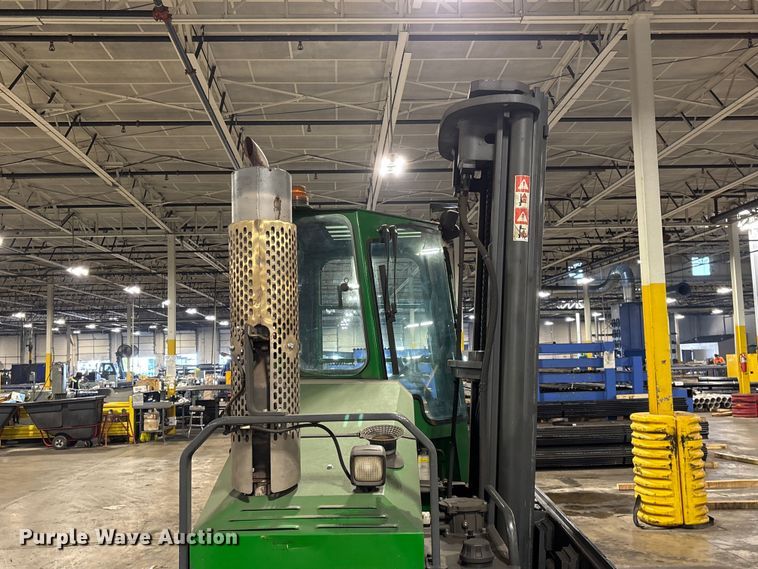 image for item EF1210 2016 CombiLift C8000 forklift