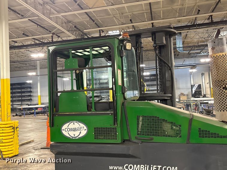 image for item EF1210 2016 CombiLift C8000 forklift