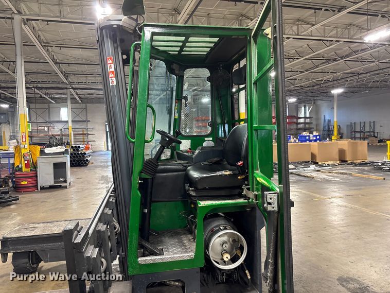 image for item EF1210 2016 CombiLift C8000 forklift