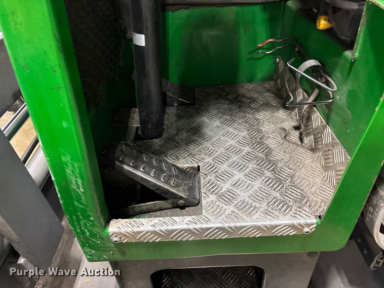 image for item EF1210 2016 CombiLift C8000 forklift