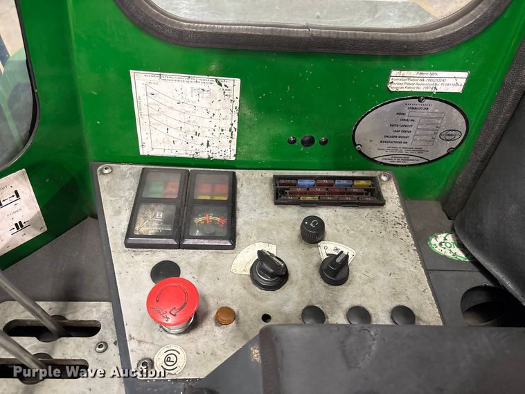 image for item EF1210 2016 CombiLift C8000 forklift