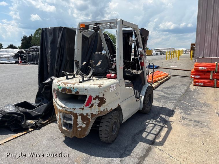 image for item EF1211 2019 UniCarriers PF70 forklift