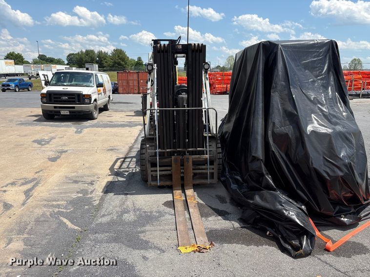 image for item EF1211 2019 UniCarriers PF70 forklift