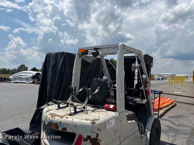 image for item EF1211 2019 UniCarriers PF70 forklift