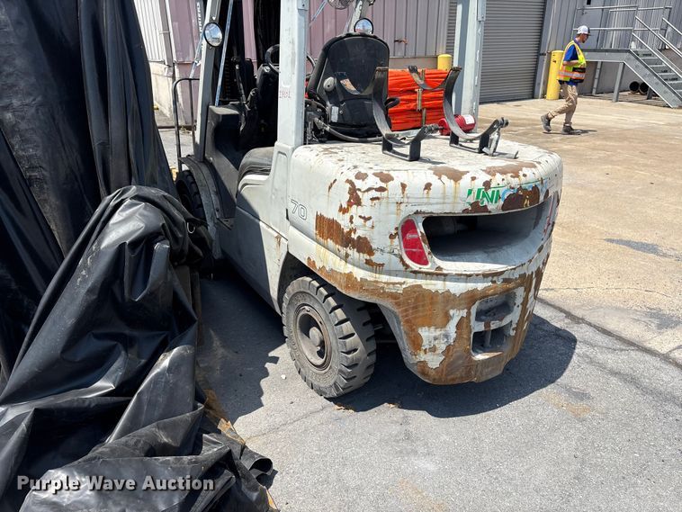 image for item EF1211 2019 UniCarriers PF70 forklift