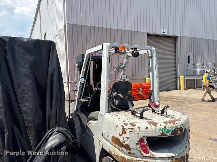 image for item EF1211 2019 UniCarriers PF70 forklift