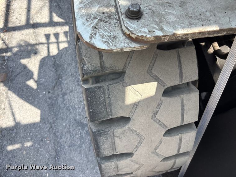 image for item EF1211 2019 UniCarriers PF70 forklift