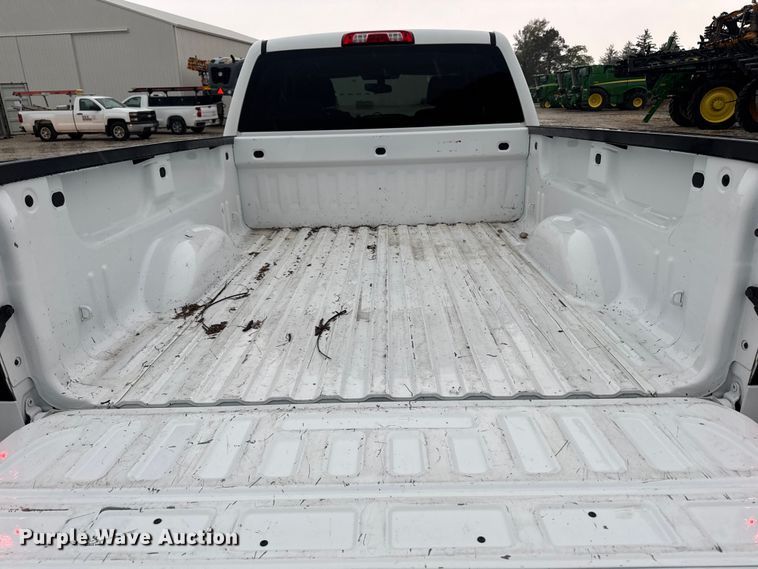 image for item EF2473 2017 Chevrolet Silverado 1500 Ext. Cab pickup truck