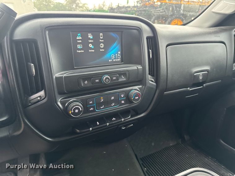 image for item EF2473 2017 Chevrolet Silverado 1500 Ext. Cab pickup truck