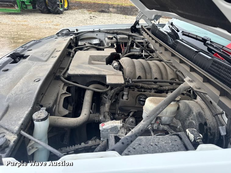 image for item EF2473 2017 Chevrolet Silverado 1500 Ext. Cab pickup truck